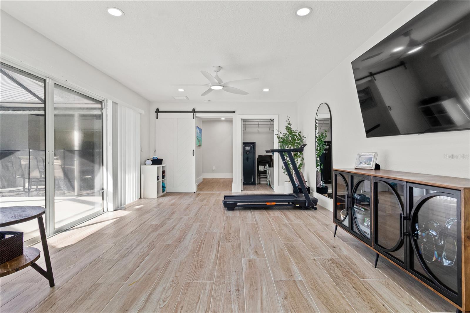 ZEPHYRHILLS COLONY CO - Residential