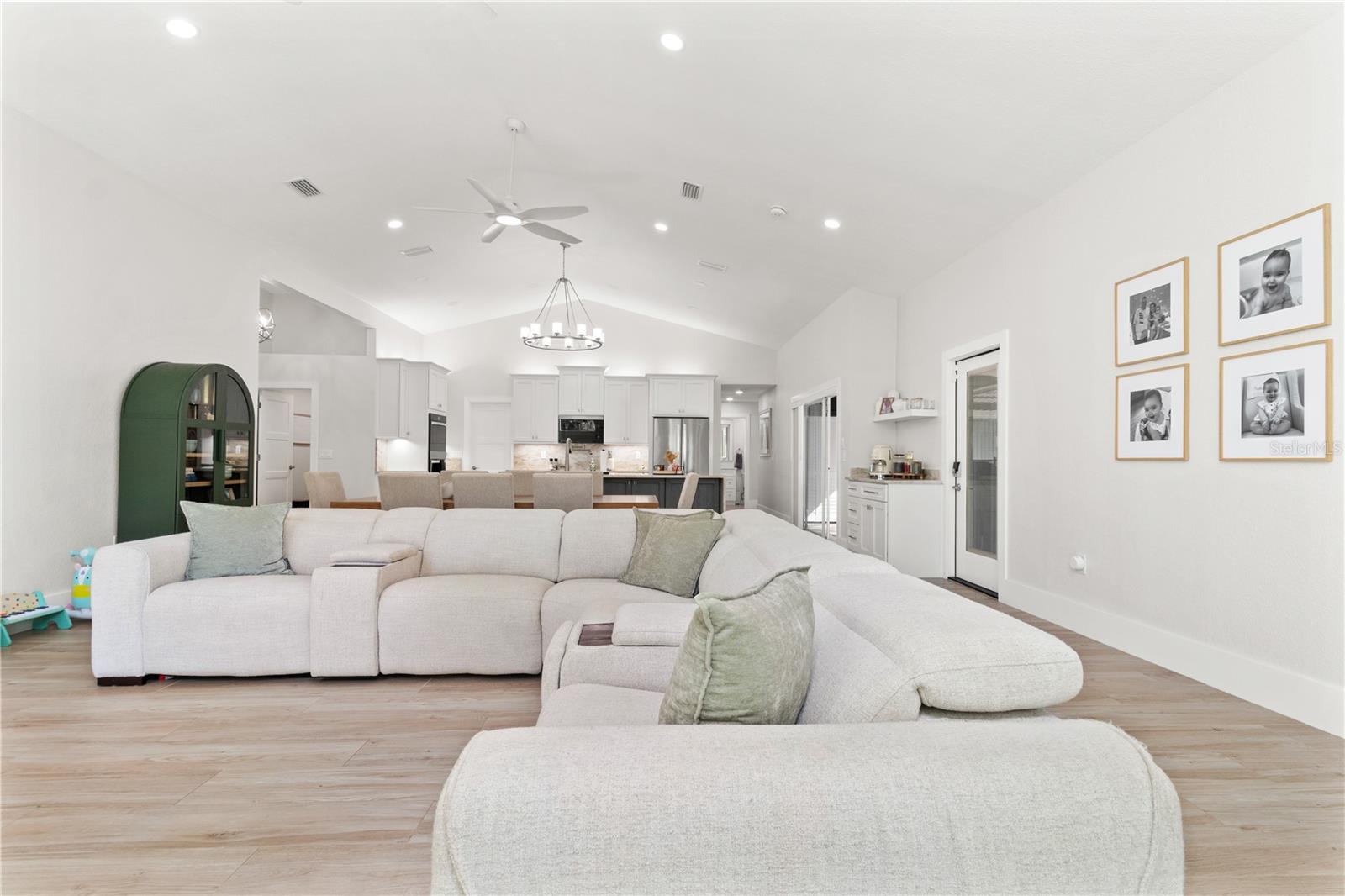 ZEPHYRHILLS COLONY CO - Residential