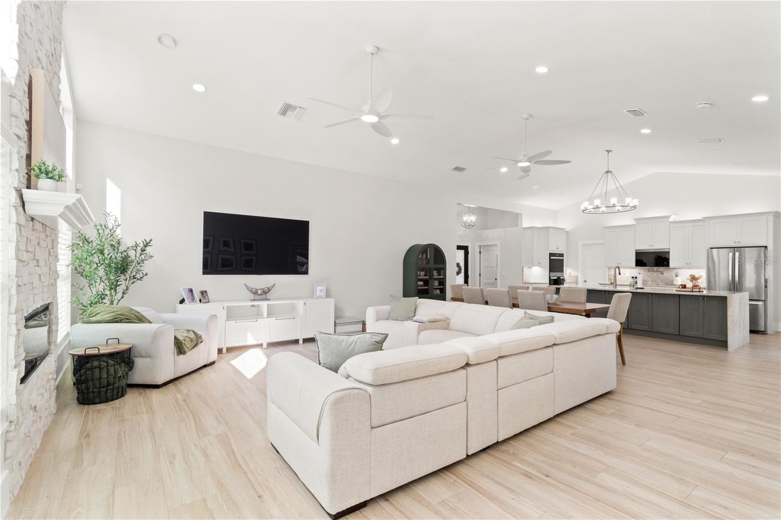 ZEPHYRHILLS COLONY CO - Residential