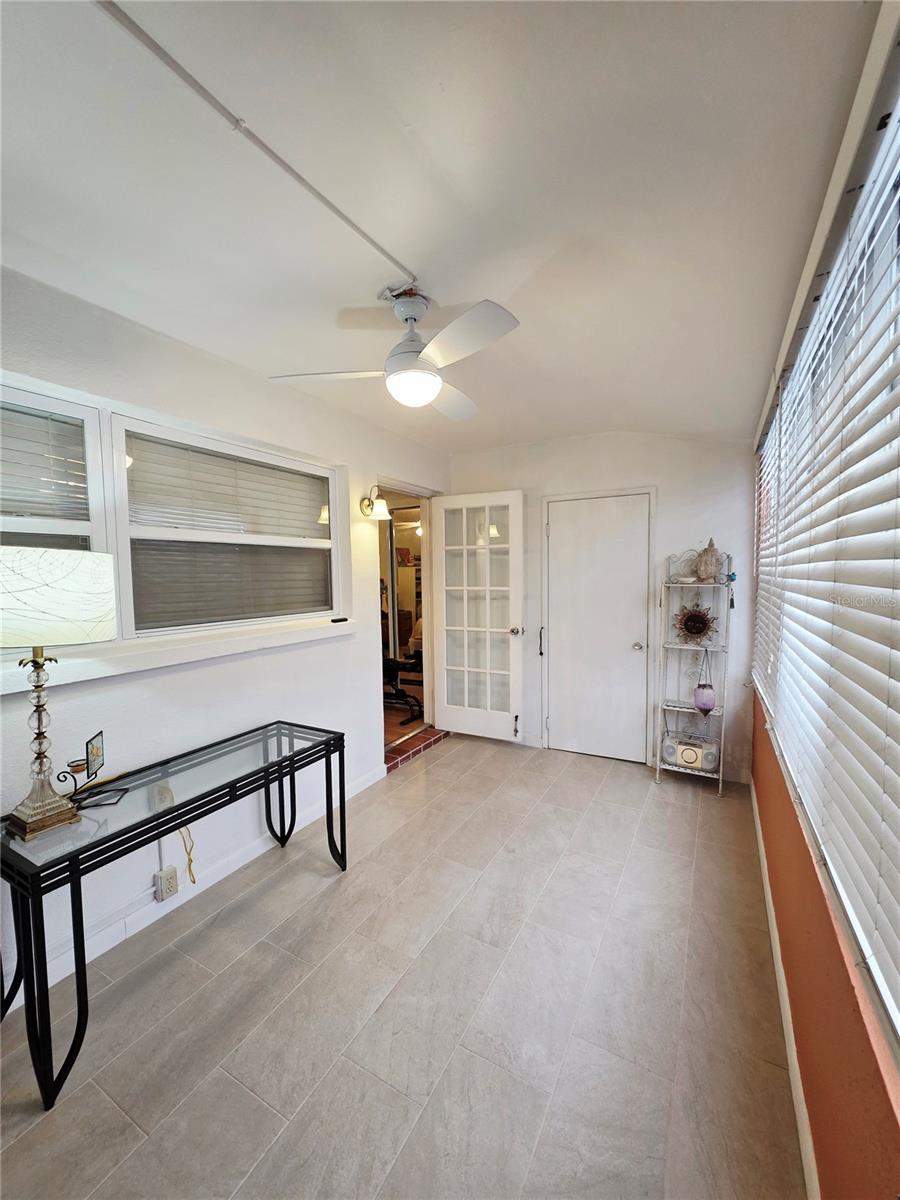 TOWN APTS CONDO - Residential