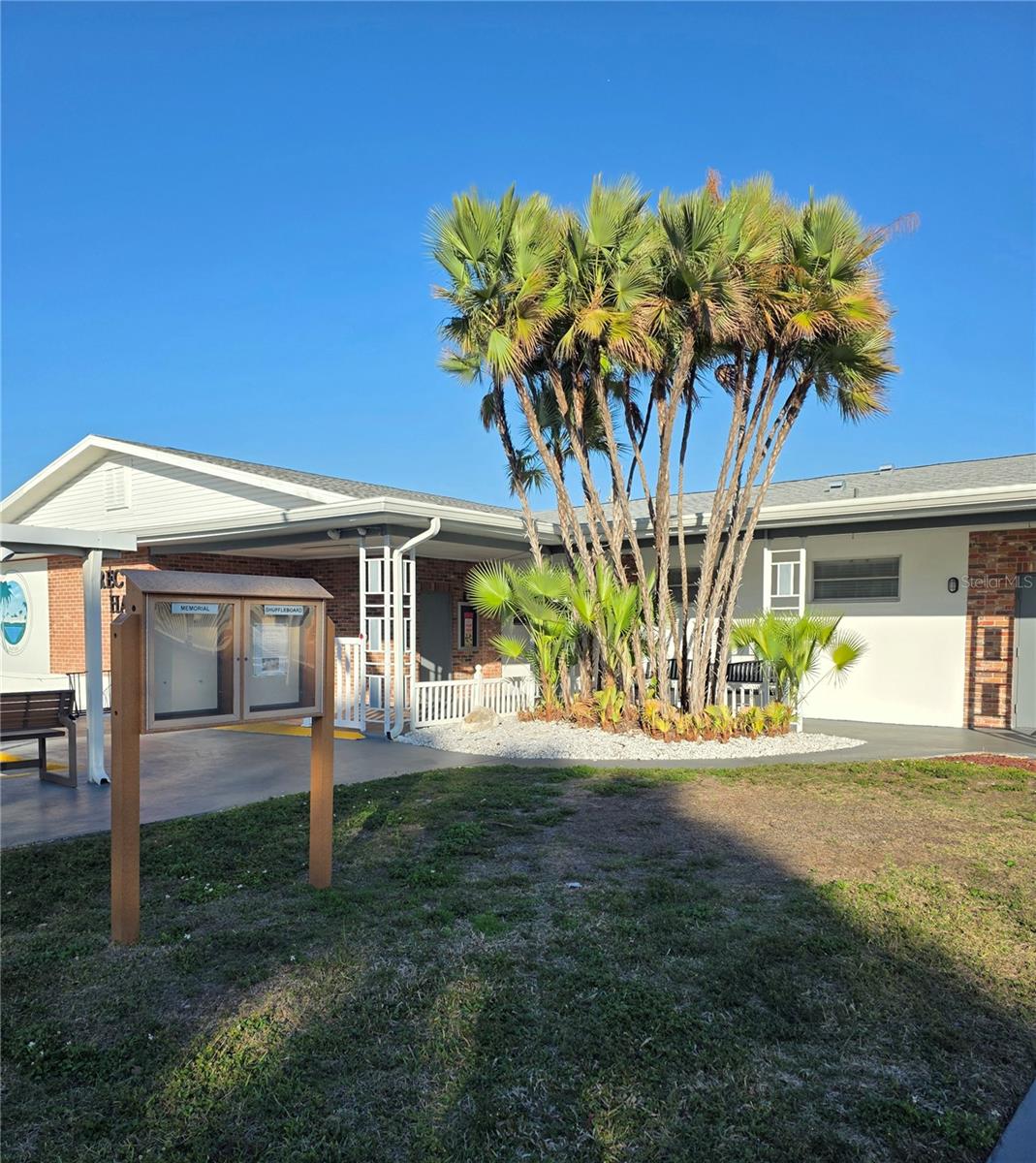 TOWN APTS CONDO - Residential