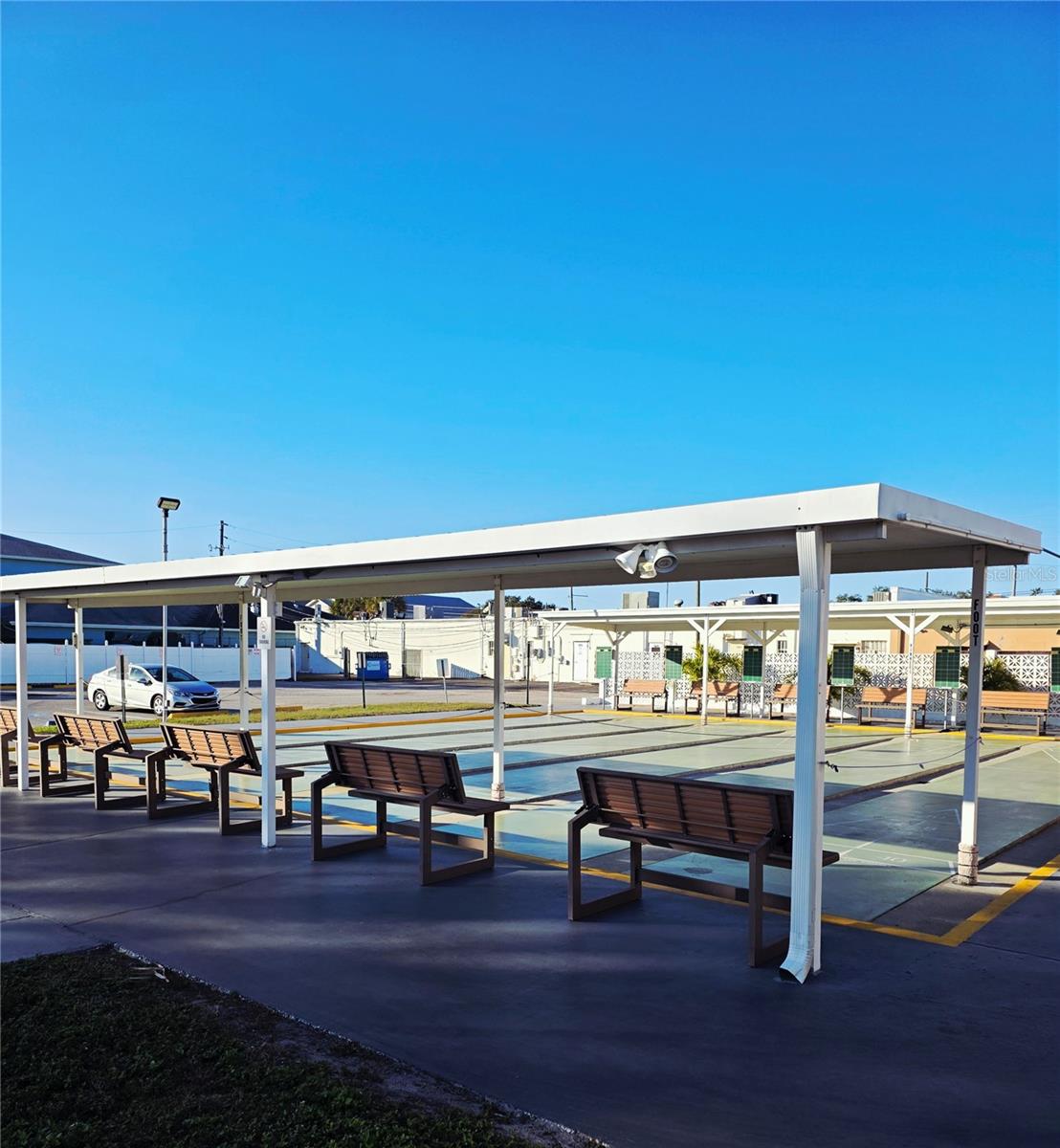 TOWN APTS CONDO - Residential