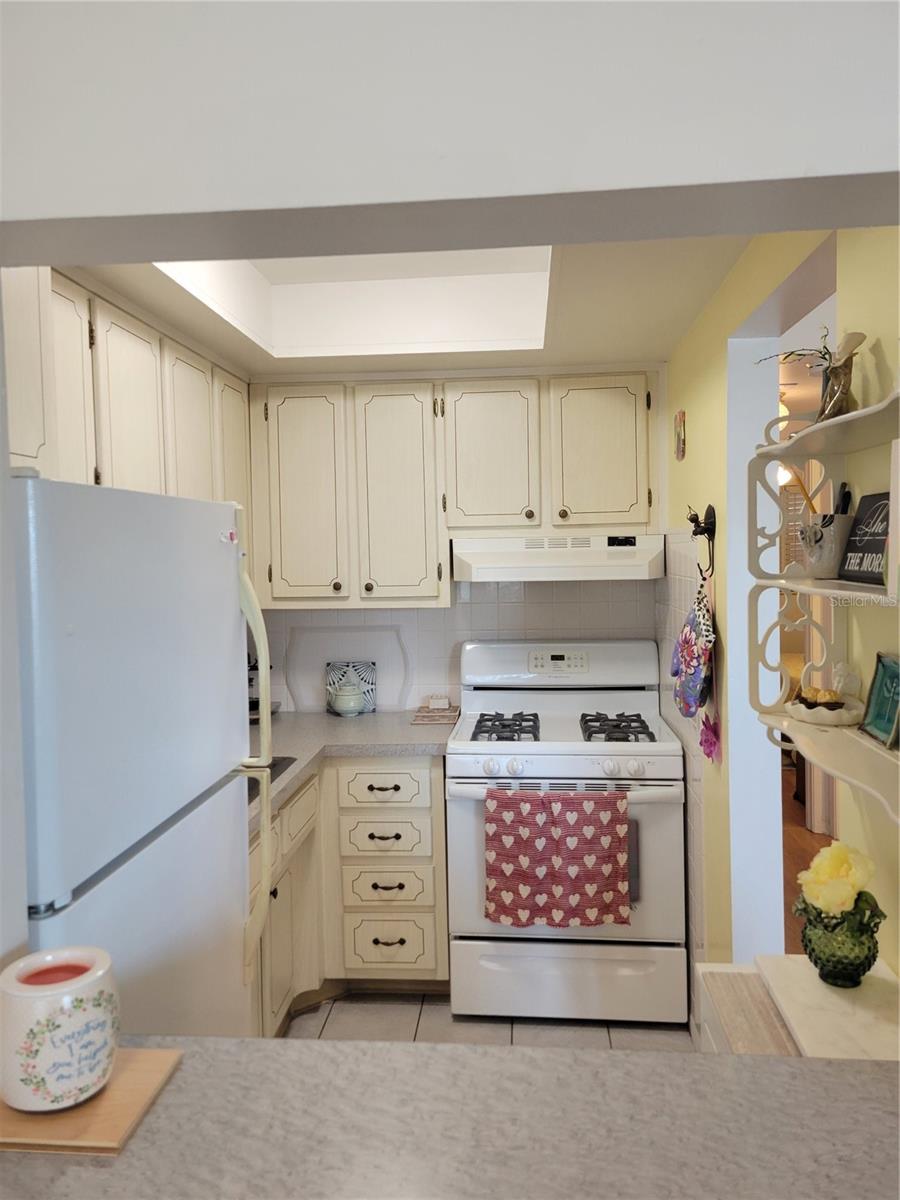 TOWN APTS CONDO - Residential