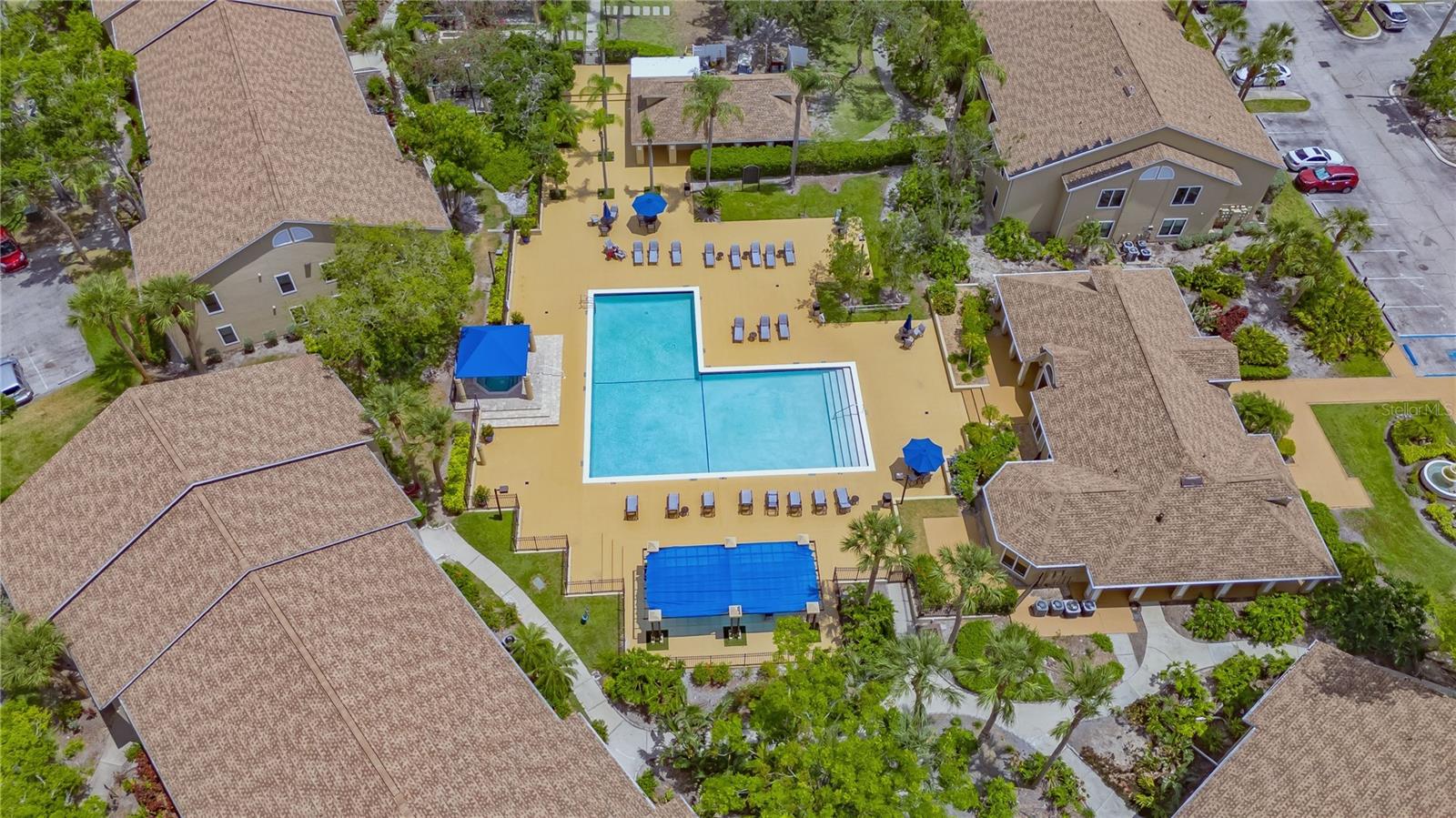VINTAGE GRAND - Residential