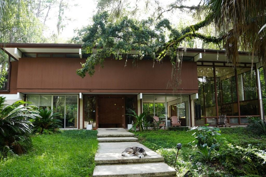 Photo of 3105 SW 5th Court, Gainesville, FL 32601 (MLS # TB8549973)