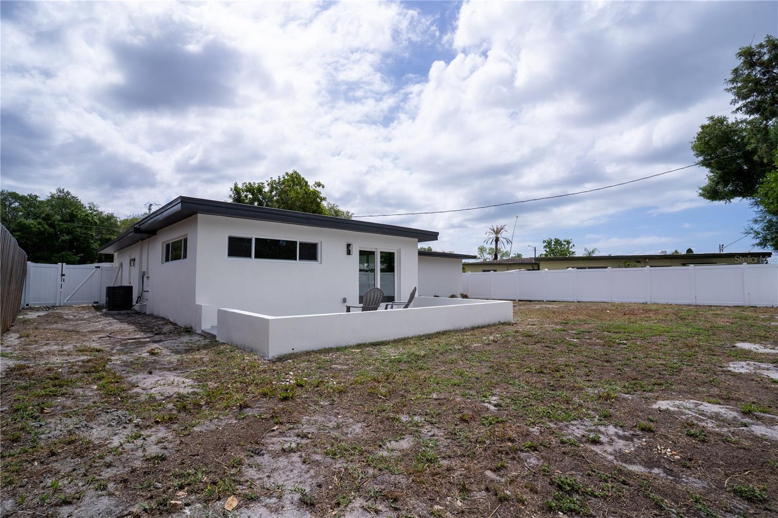 JUNGLE COUNTRY CLUB 4TH ADD - Residential