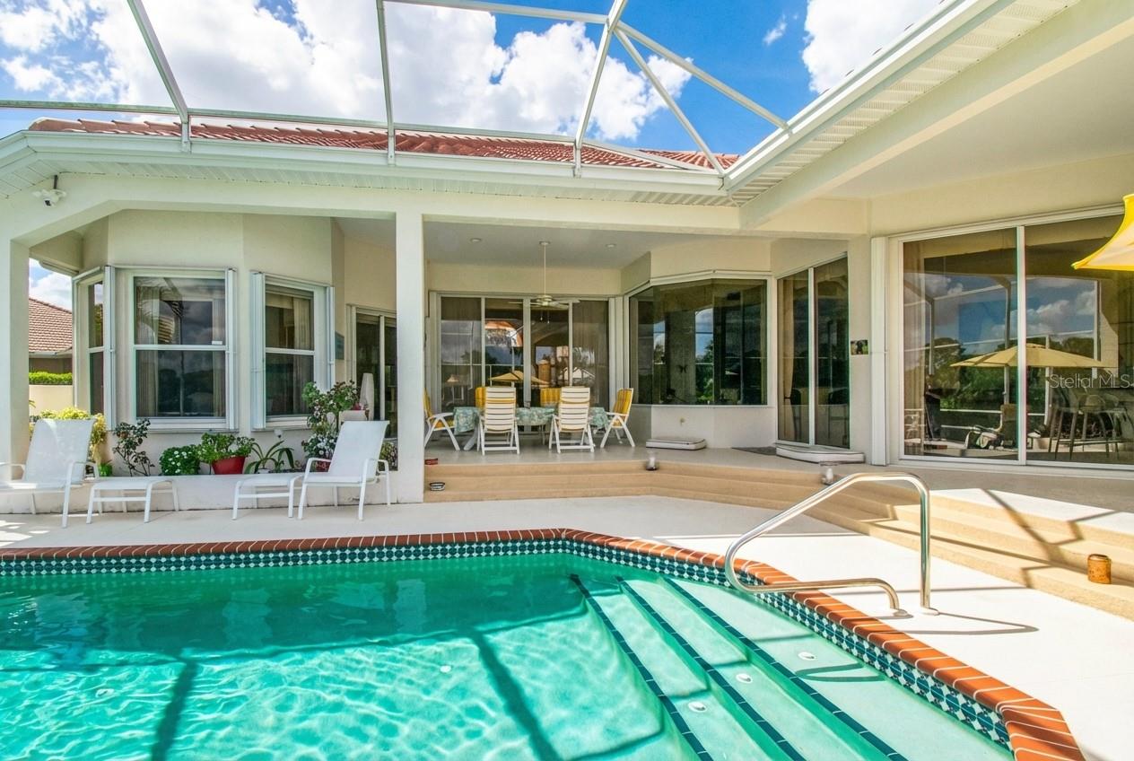 UNIVERSITY PARK COUNTRY CLUB - Residential