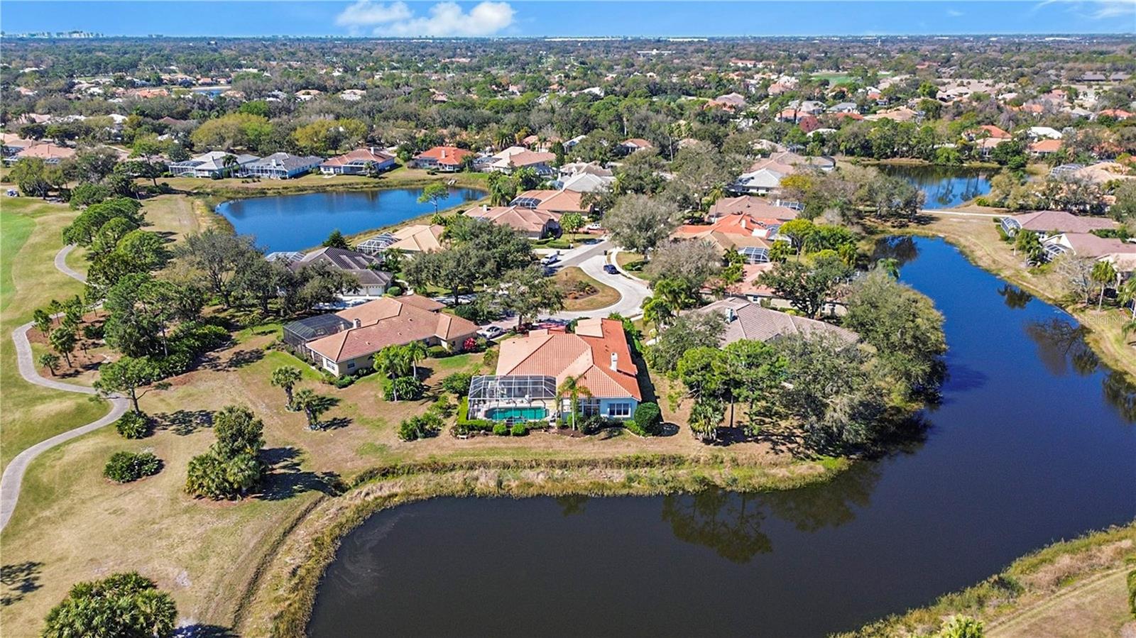 UNIVERSITY PARK COUNTRY CLUB - Residential