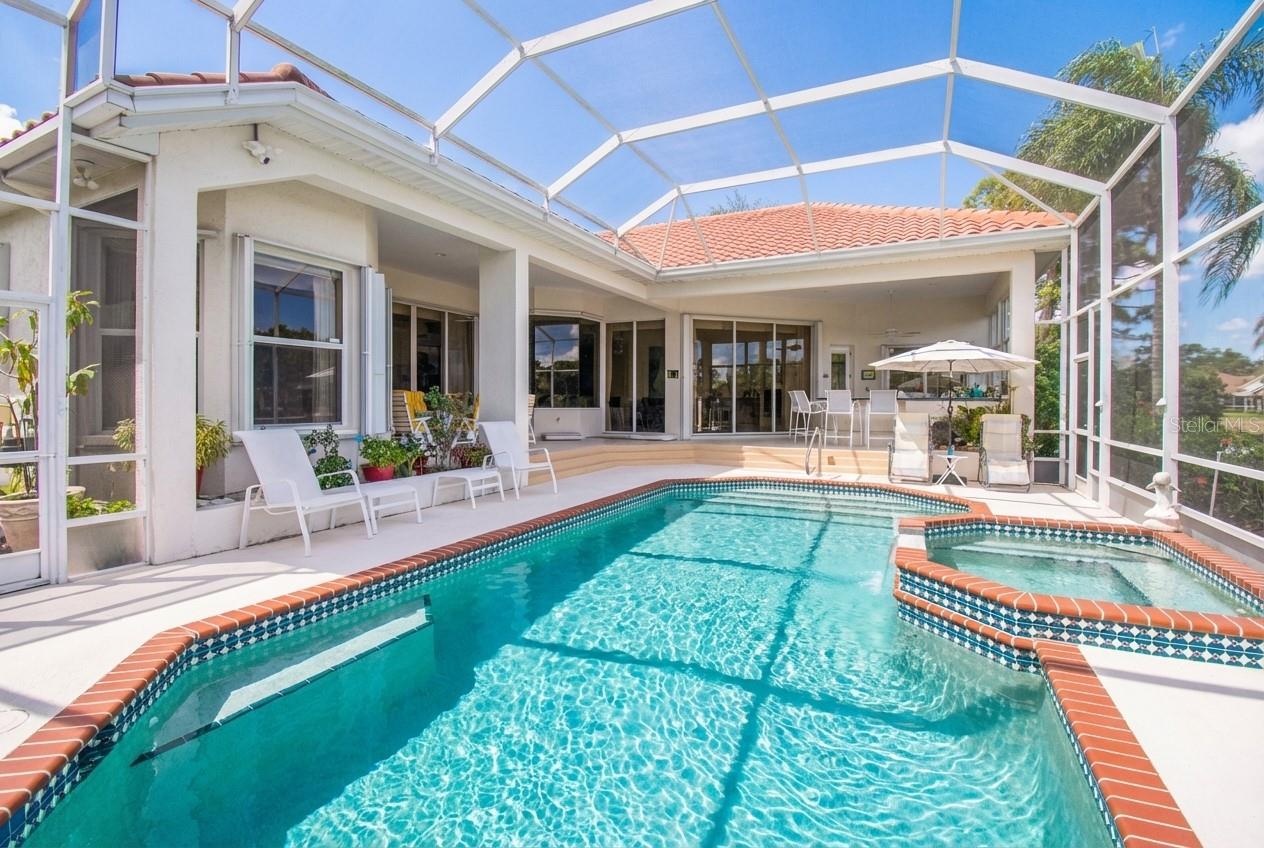 UNIVERSITY PARK COUNTRY CLUB - Residential