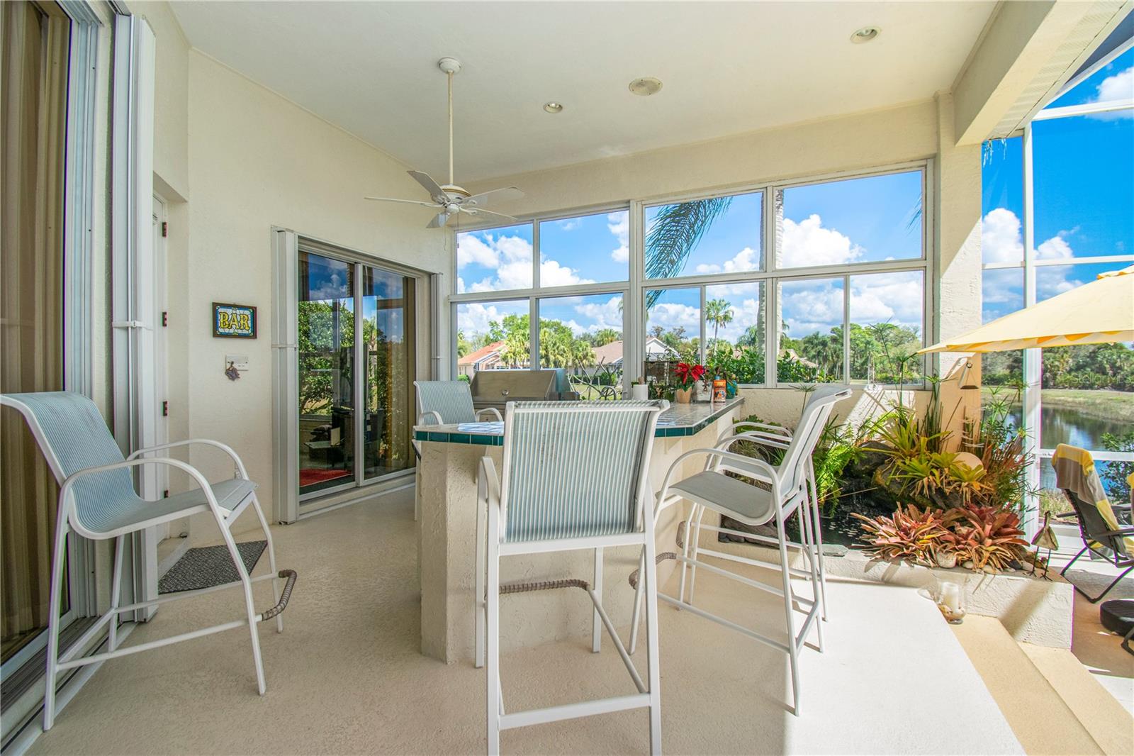 UNIVERSITY PARK COUNTRY CLUB - Residential