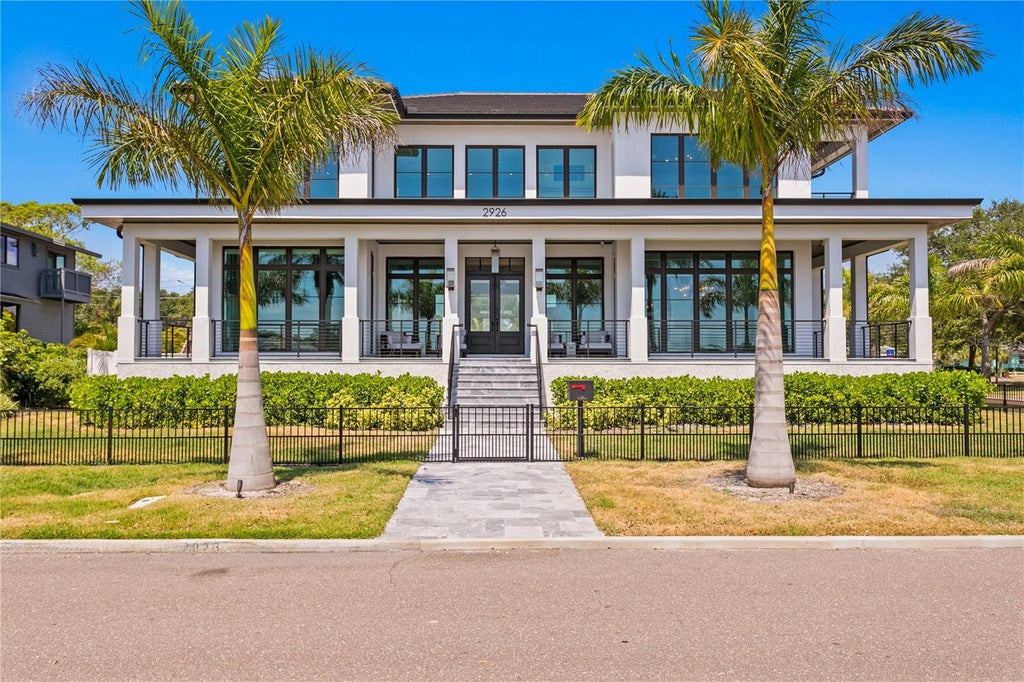 Photo of 2926 Coffee Pot Boulevard NE, St Petersburg, FL 33704 (MLS # TB8509782)