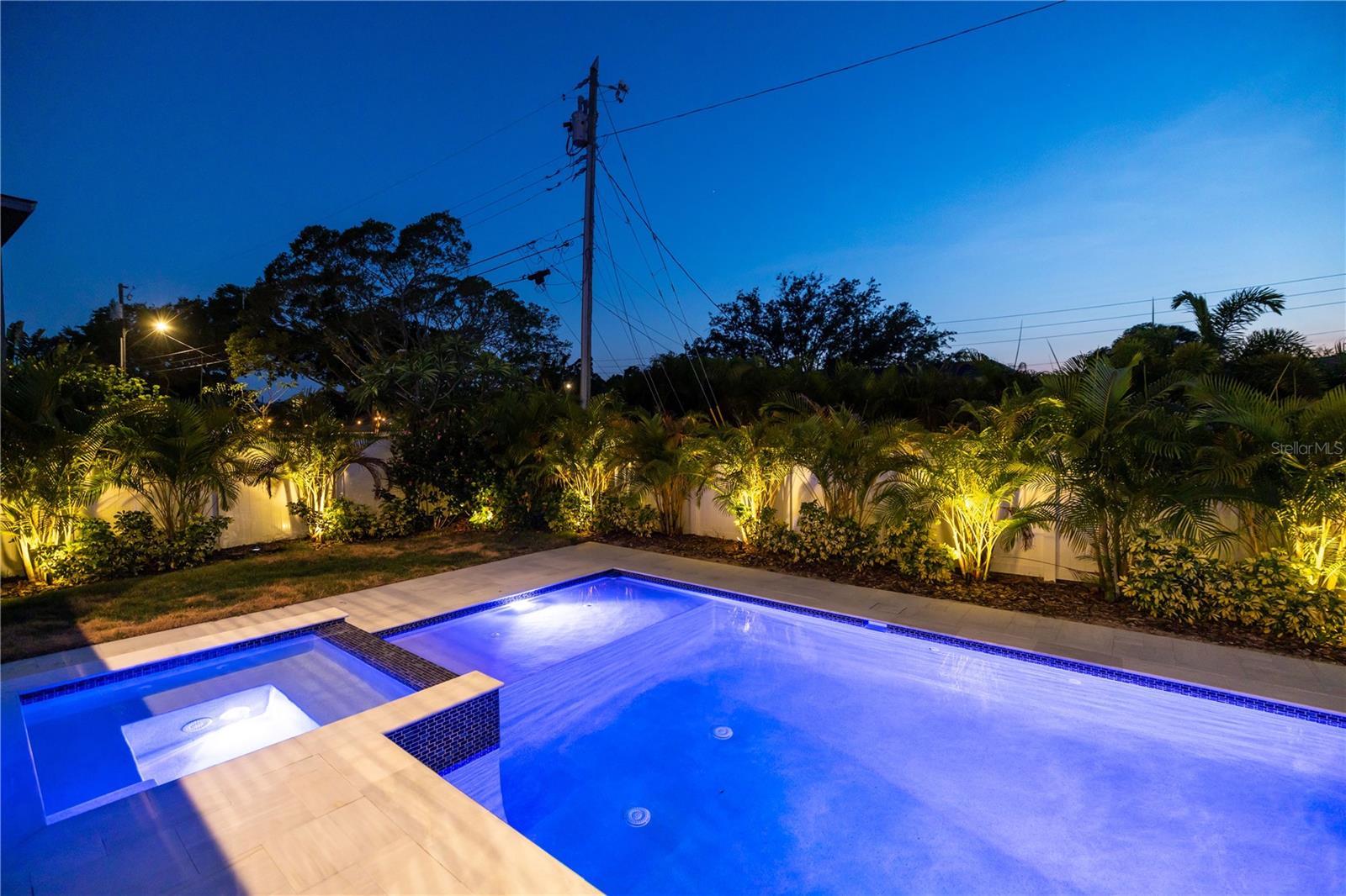 GRANADA TERRACE 2 - Residential
