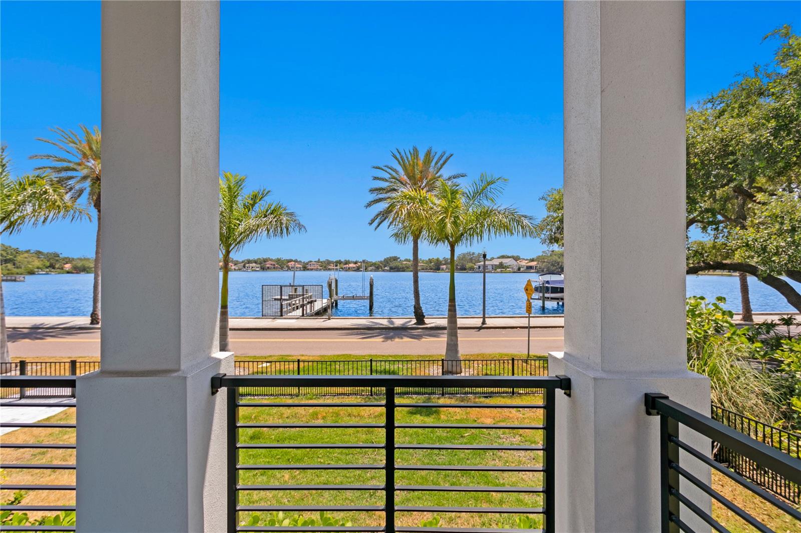 GRANADA TERRACE 2 - Residential