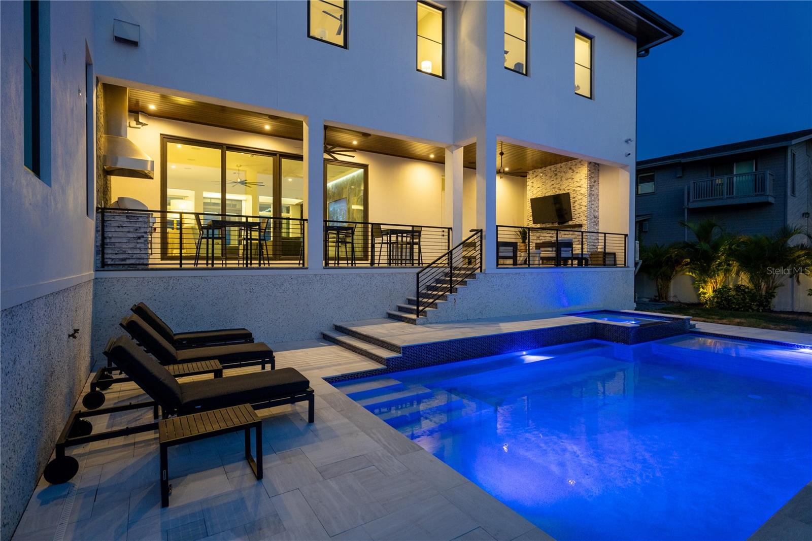 GRANADA TERRACE 2 - Residential