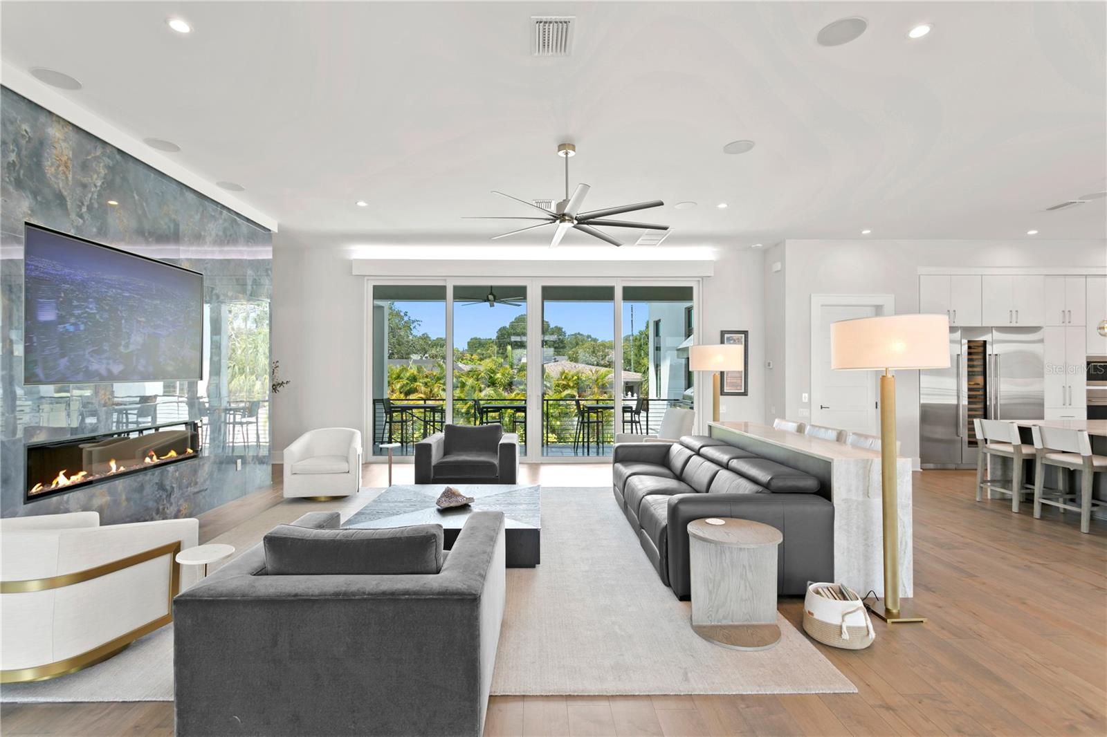 GRANADA TERRACE 2 - Residential