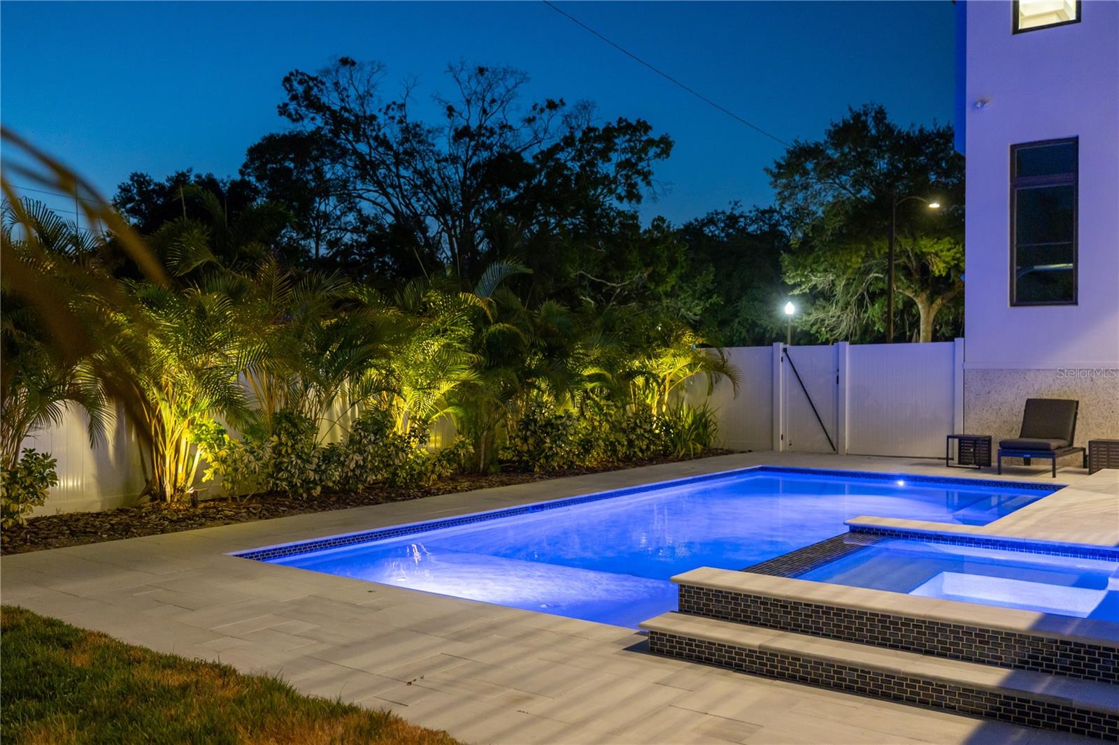 GRANADA TERRACE 2 - Residential
