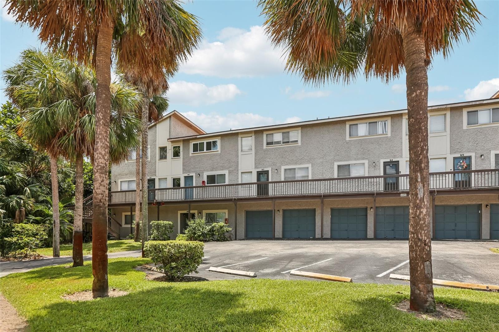 6325 NEWTOWN CIRCLE 25B2