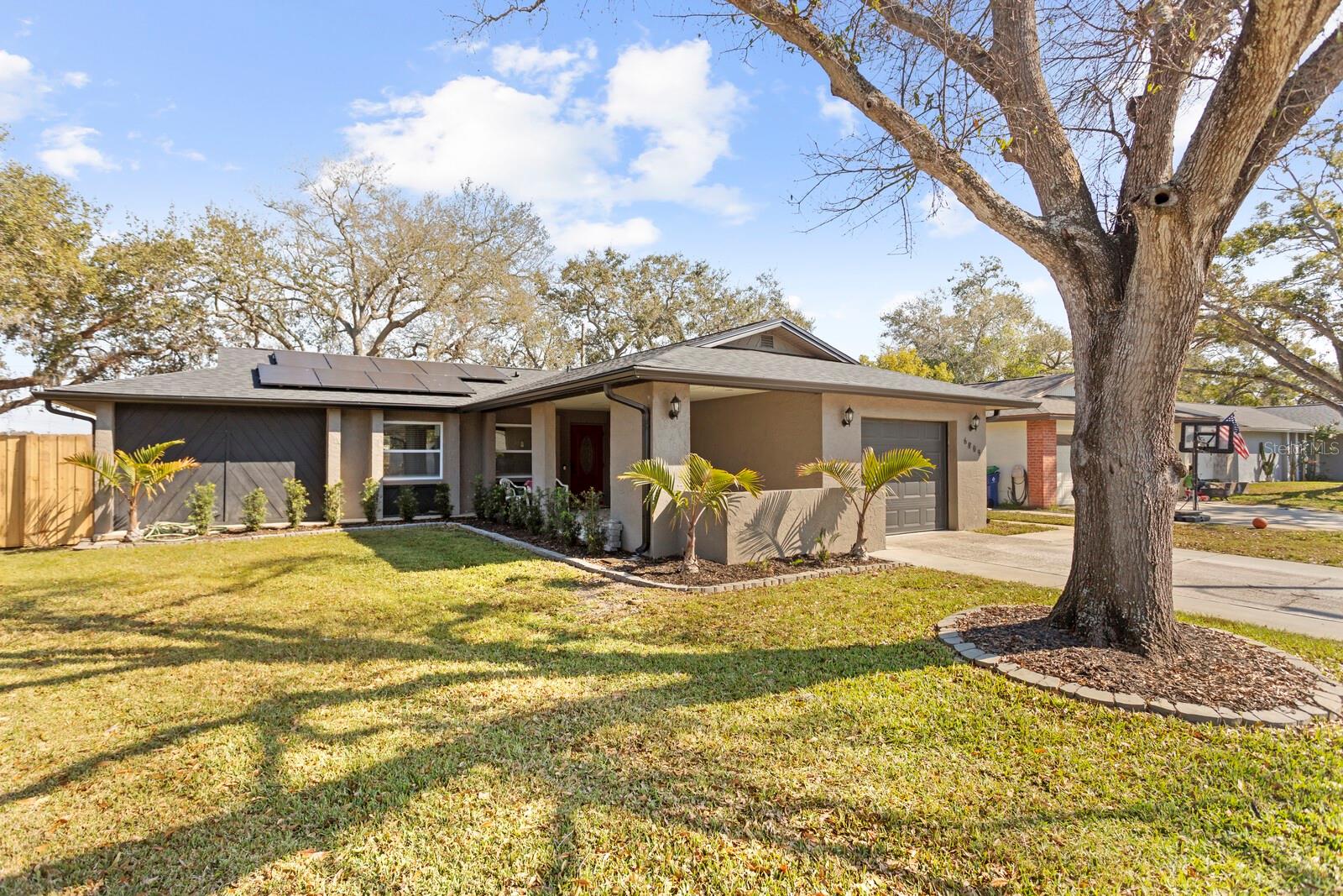 BONNIE GLYNN PH ONE-A - Residential