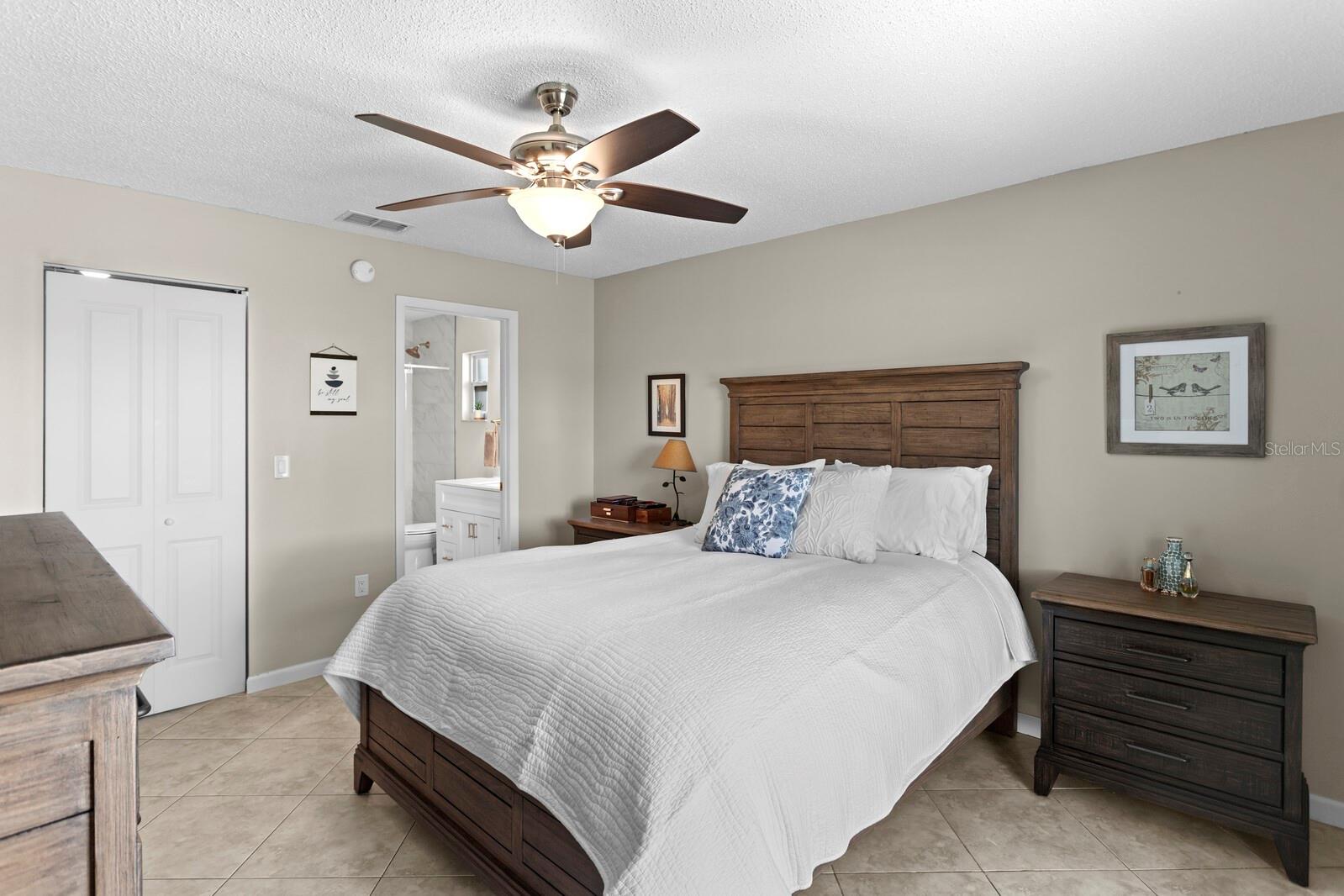 BONNIE GLYNN PH ONE-A - Residential