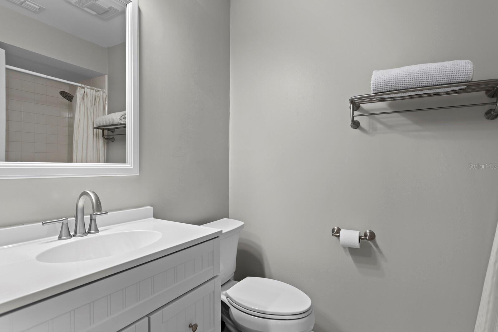 BONNIE GLYNN PH ONE-A - Residential