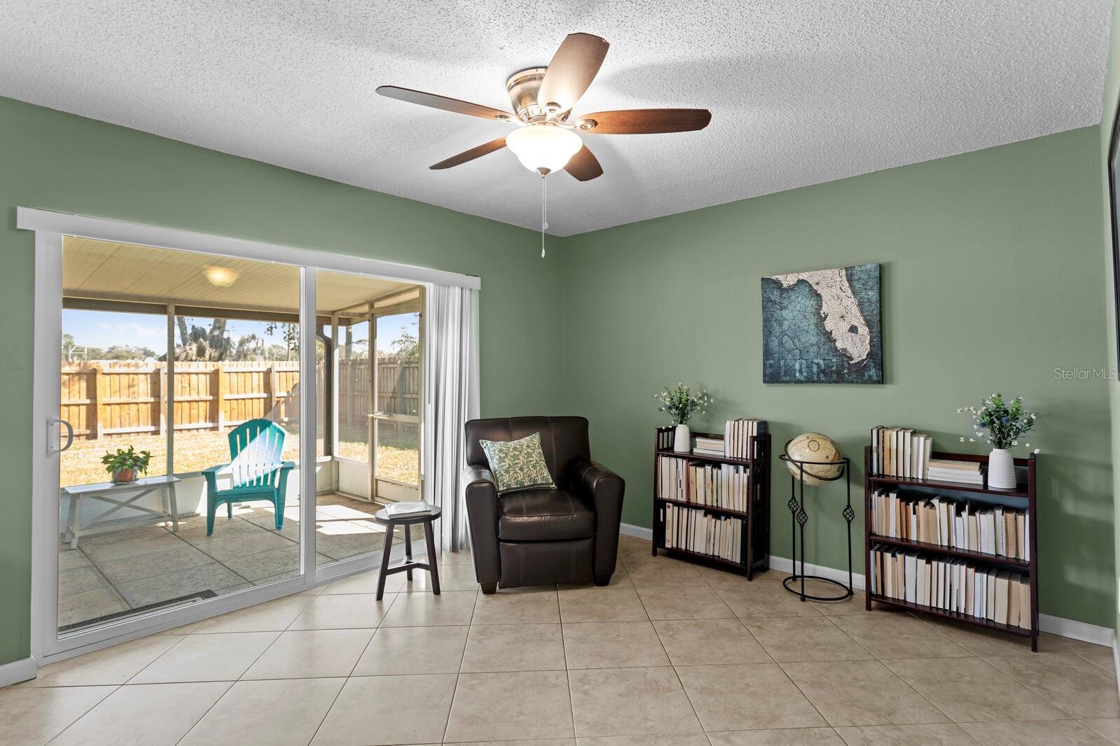 BONNIE GLYNN PH ONE-A - Residential