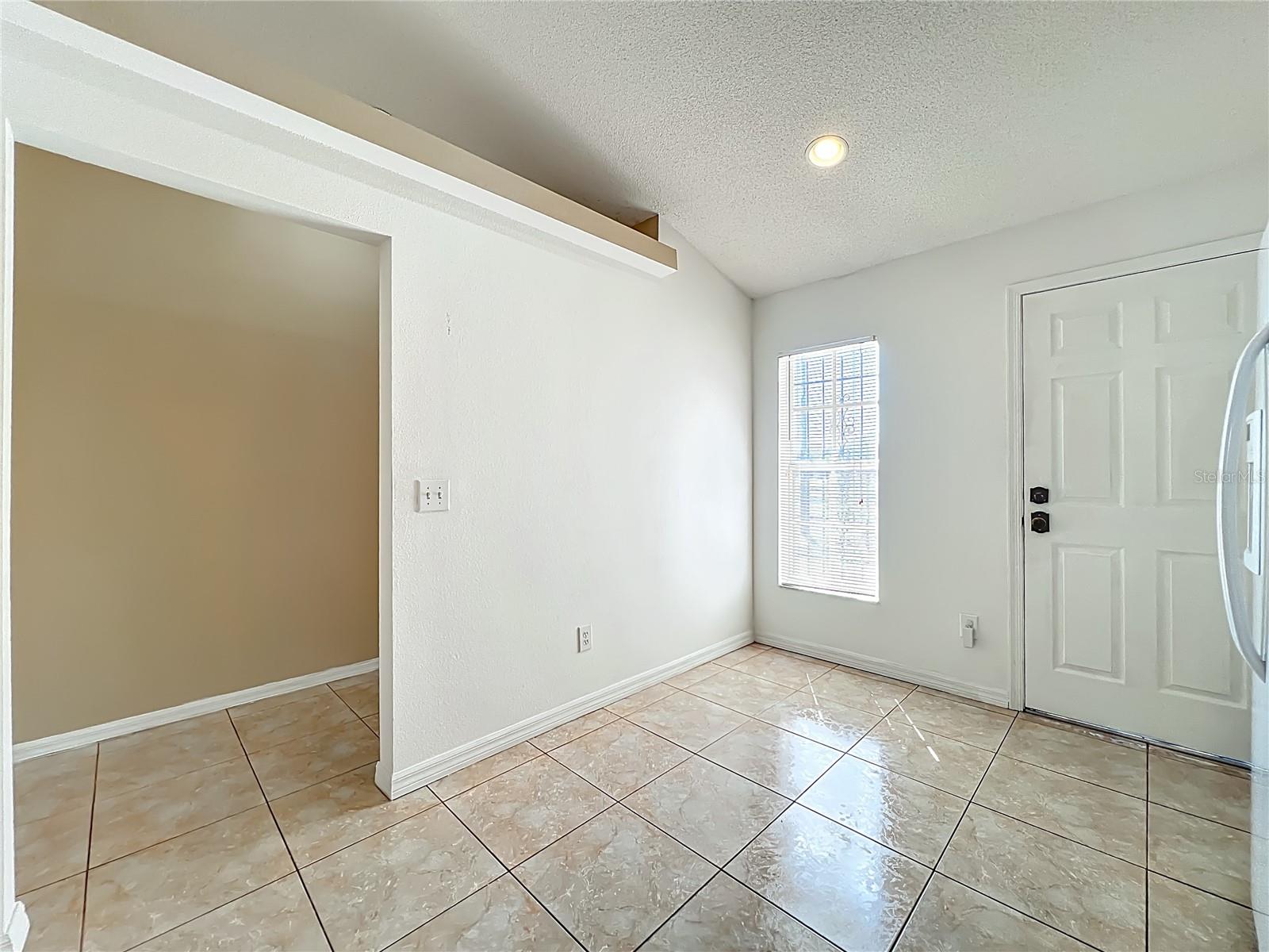 CRYSTAL COVE - Residential