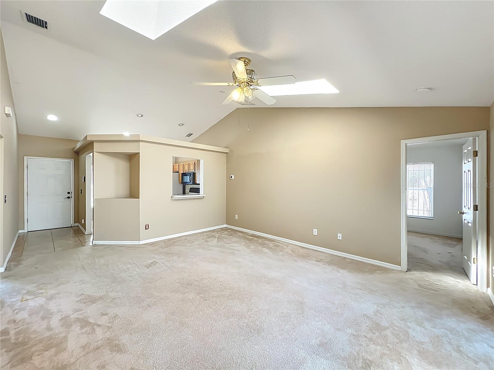 CRYSTAL COVE - Residential