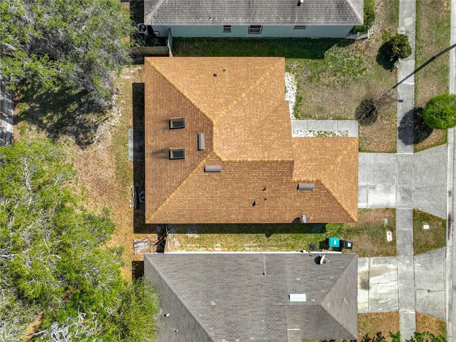 CRYSTAL COVE - Residential