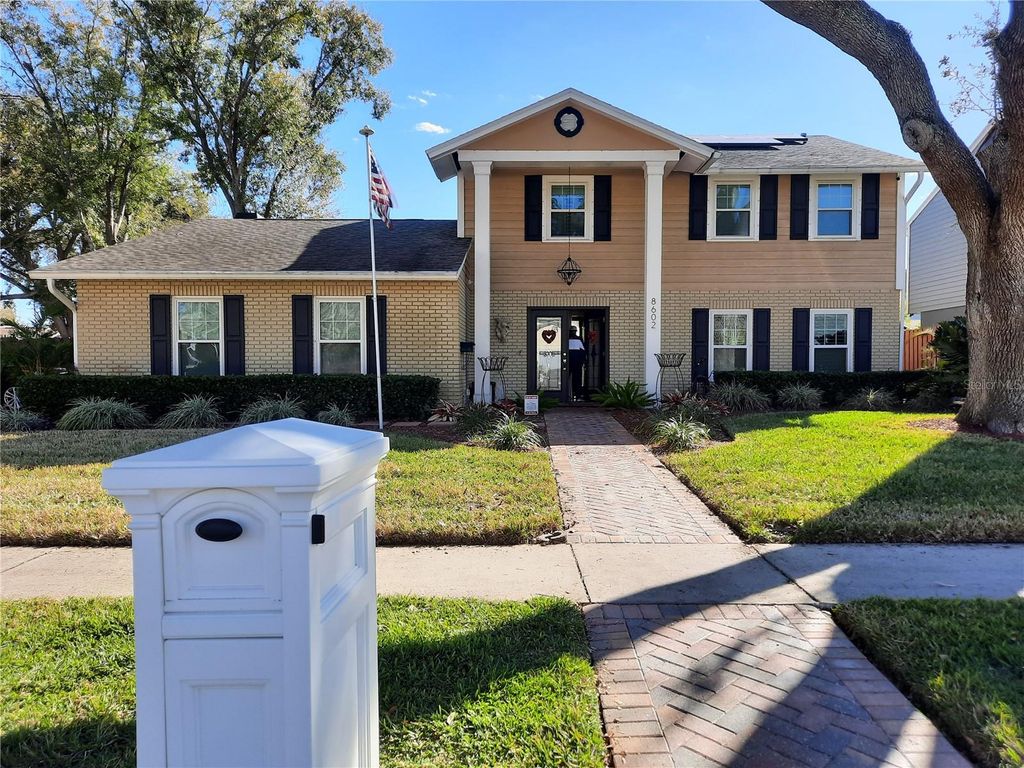 Photo of 8602 Leighton Drive, Tampa, FL 33614 (MLS # TB8471004)