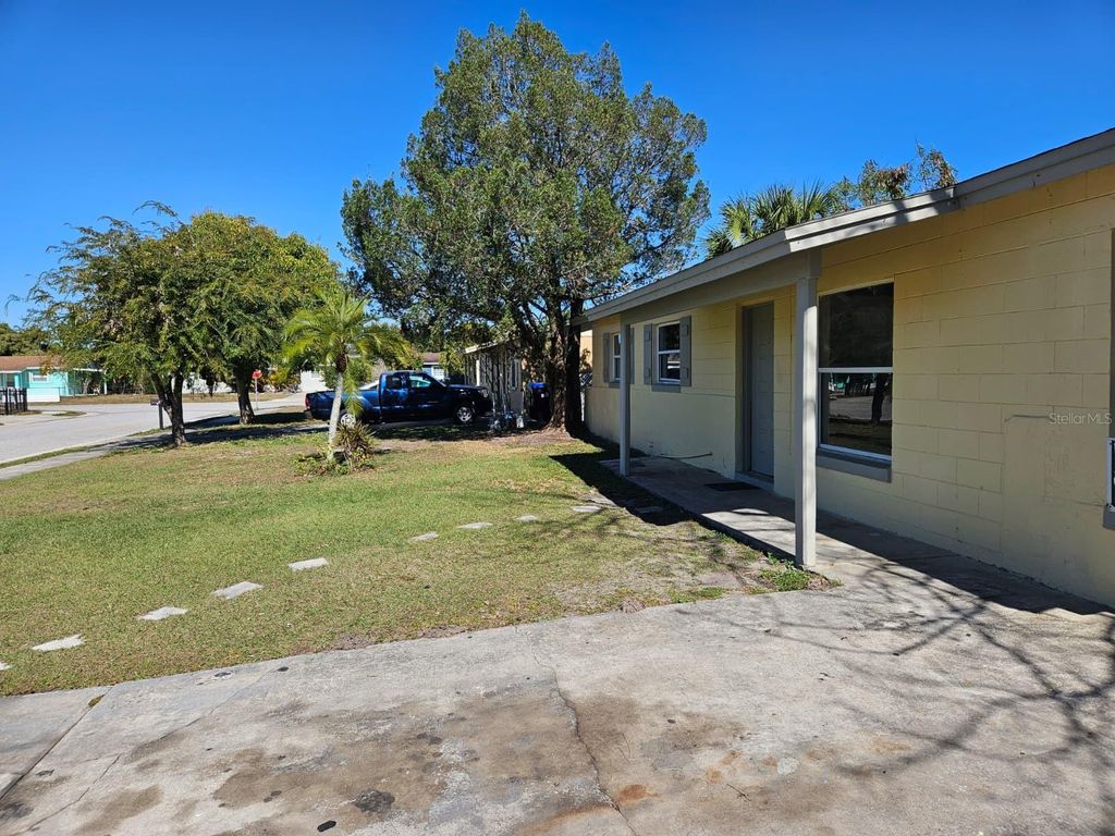 Photo of 6729 Ovid Avenue, Orlando, FL 32809 (MLS # O6377951)