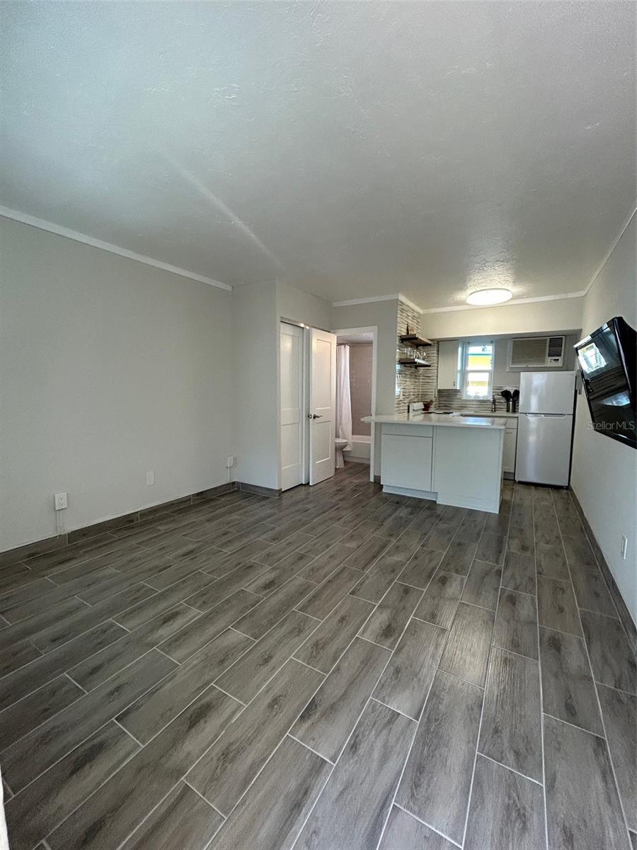 TROPIC TERRACE APT - Residential