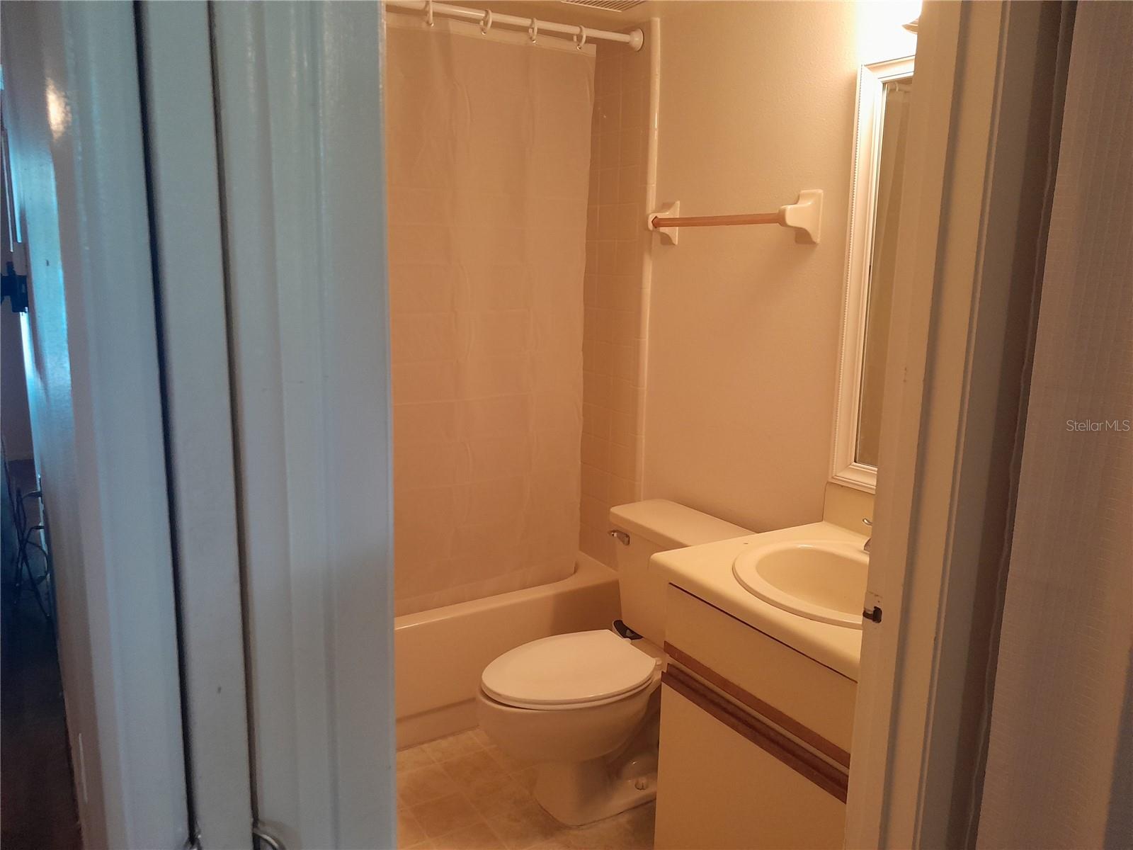 NORTHLAKE VILLAGE CONDO 8 - Residential