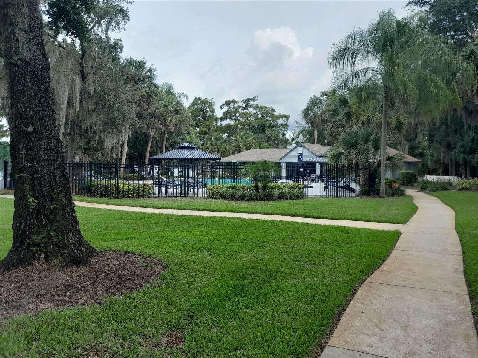 NORTHLAKE VILLAGE CONDO 8 - Residential