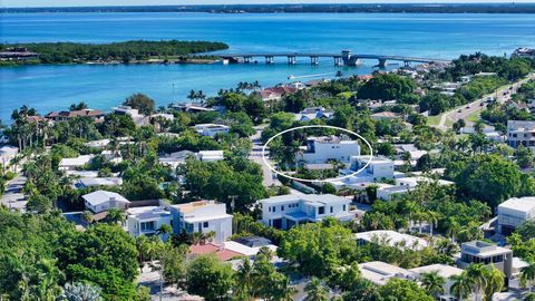 A home in SARASOTA