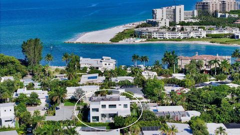 A home in SARASOTA