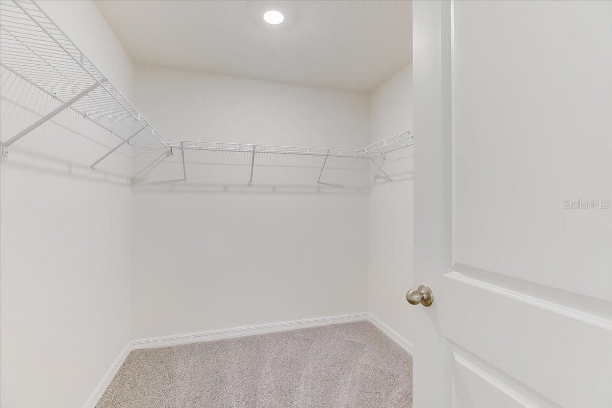 SILVERSTONE NORTH PH IA & IB - Residential Lease