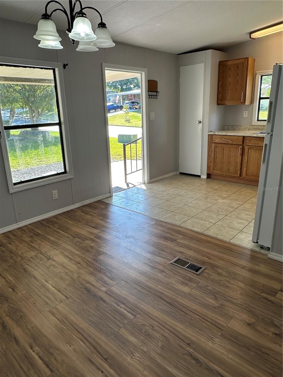 BANBURY VILLAGE CONDO - Residential