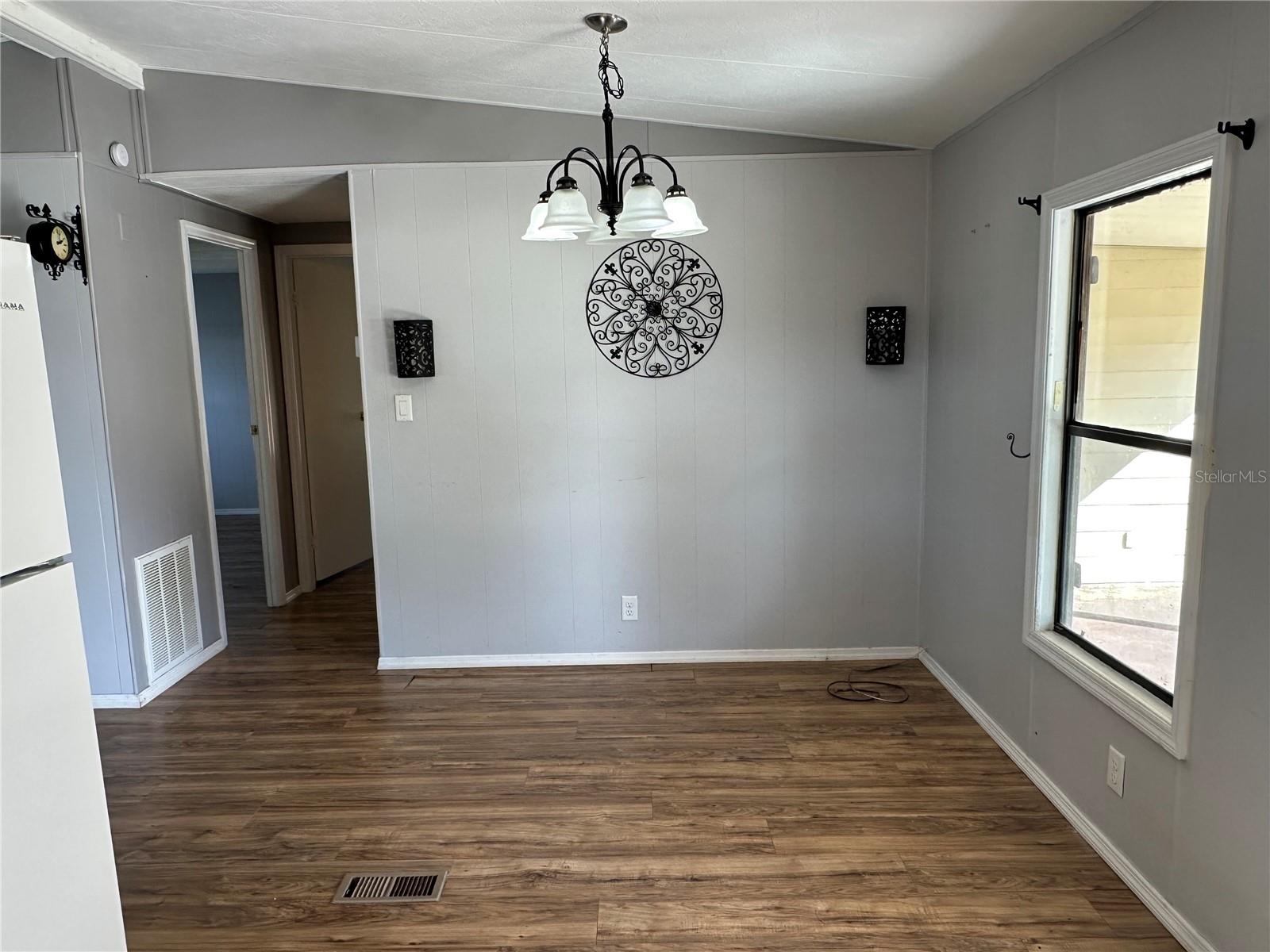 BANBURY VILLAGE CONDO - Residential