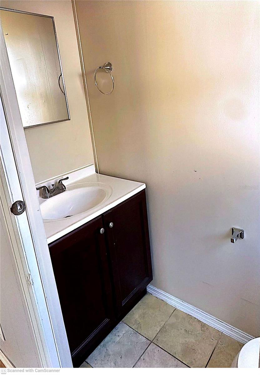 BANBURY VILLAGE CONDO - Residential