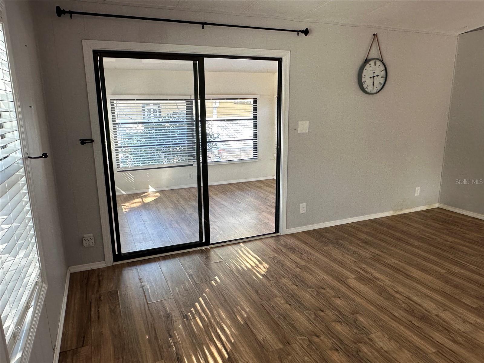 BANBURY VILLAGE CONDO - Residential