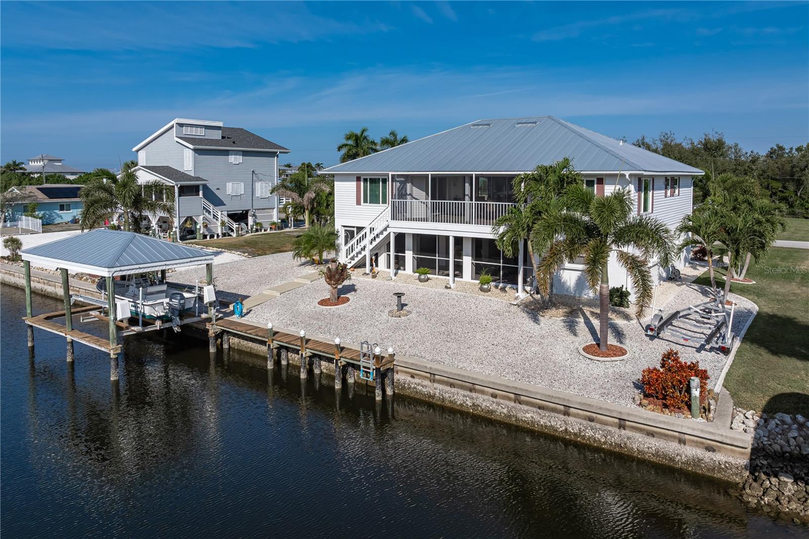 PIRATE HARBOR - Residential