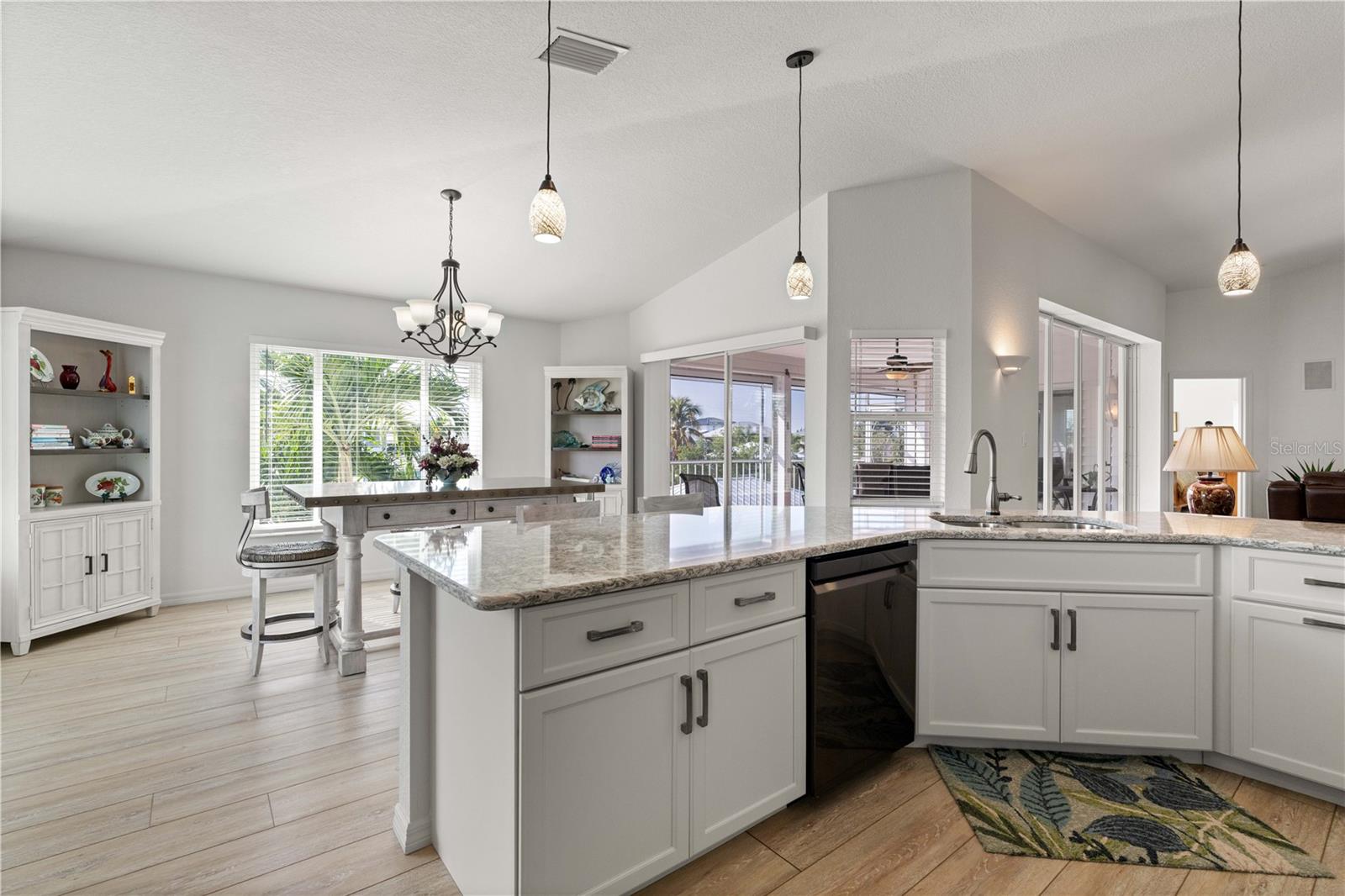 PIRATE HARBOR - Residential