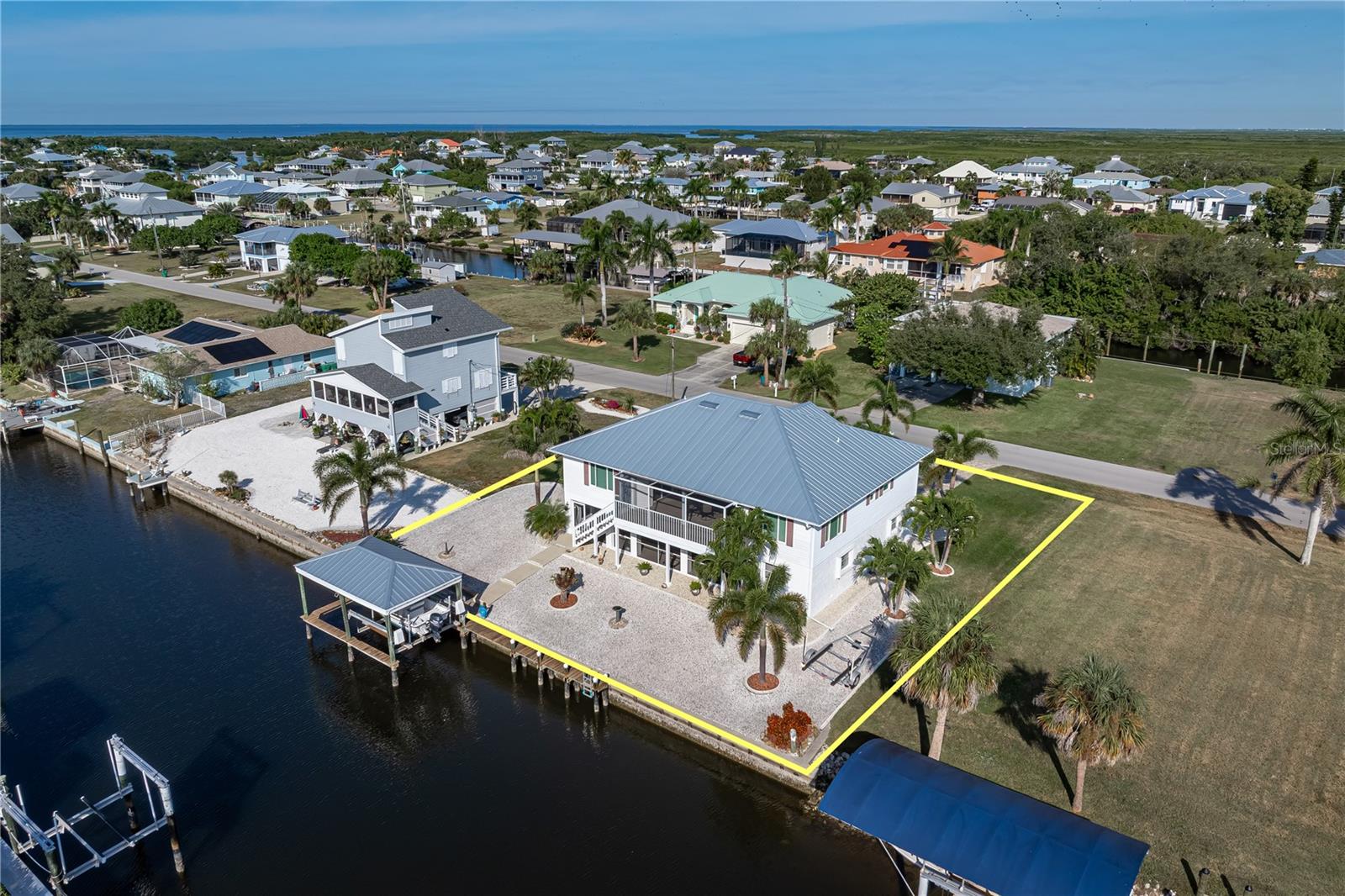 PIRATE HARBOR - Residential