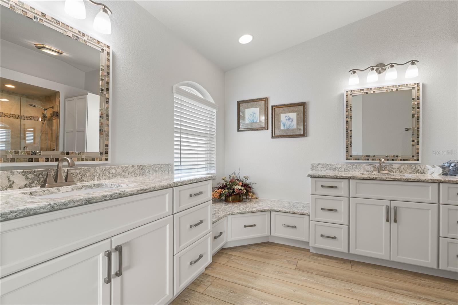 PIRATE HARBOR - Residential