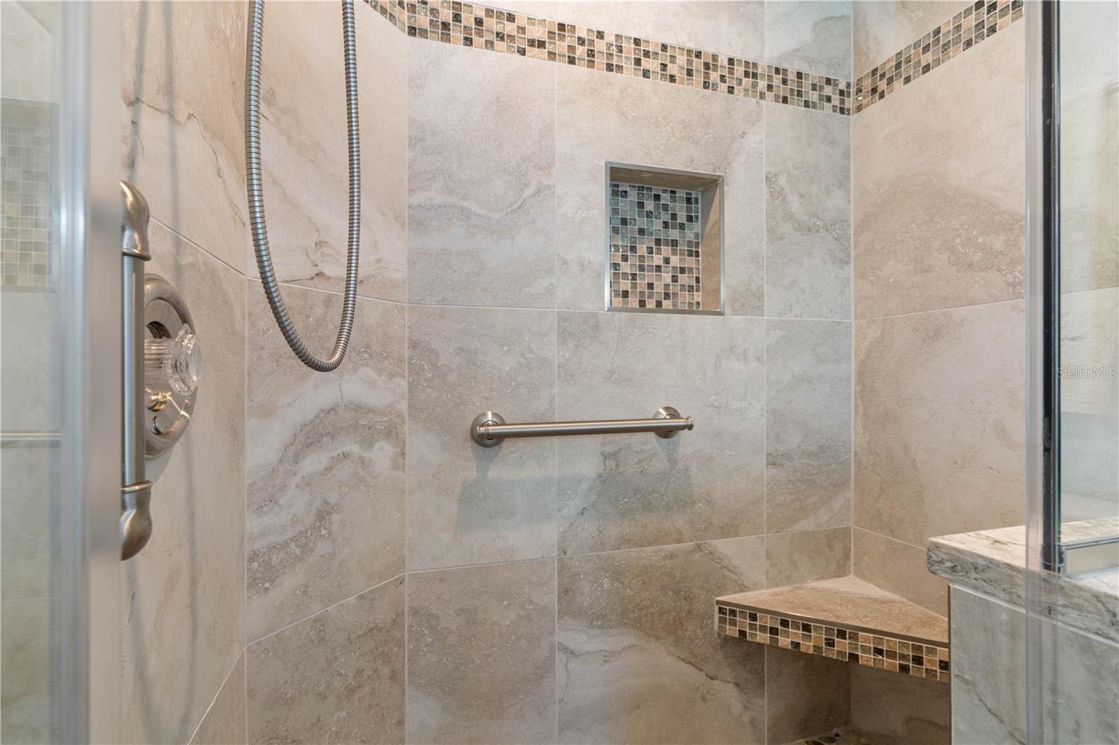 PIRATE HARBOR - Residential