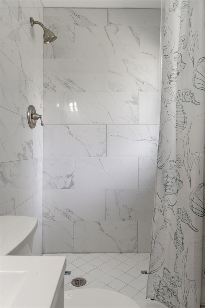 HARDEN GUNNELL SUB - Residential