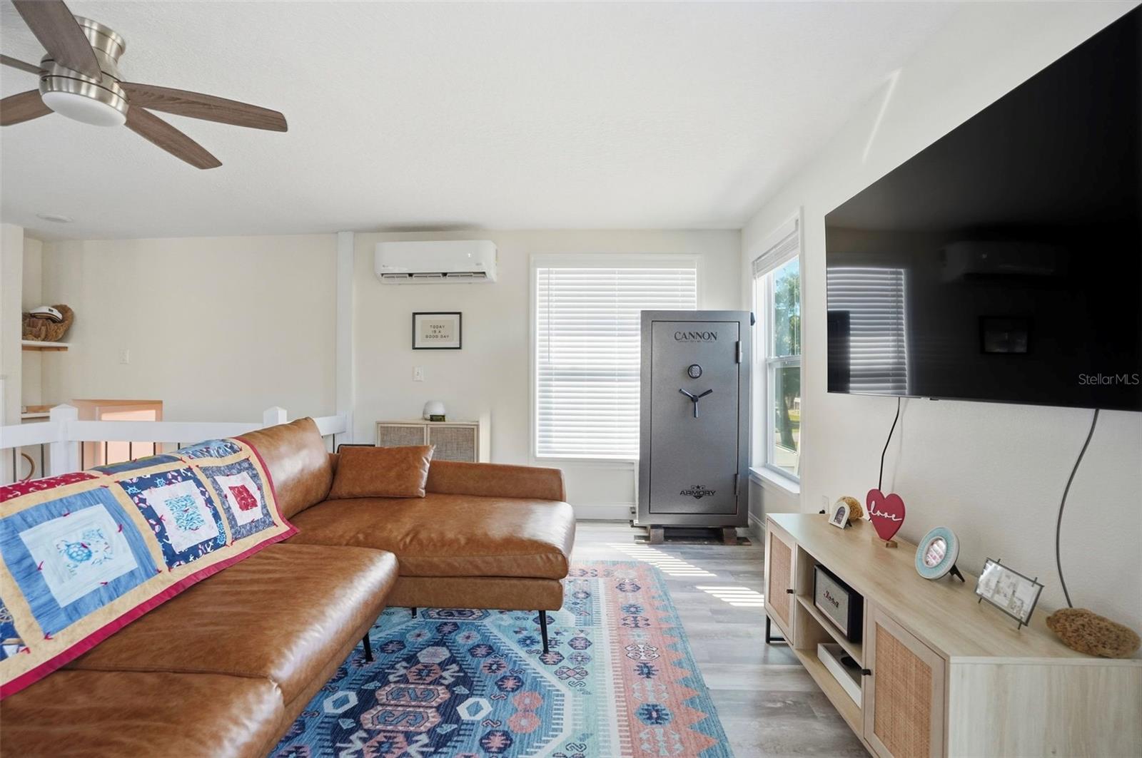 WEEKI WACHEE GARDENS ADD - Residential