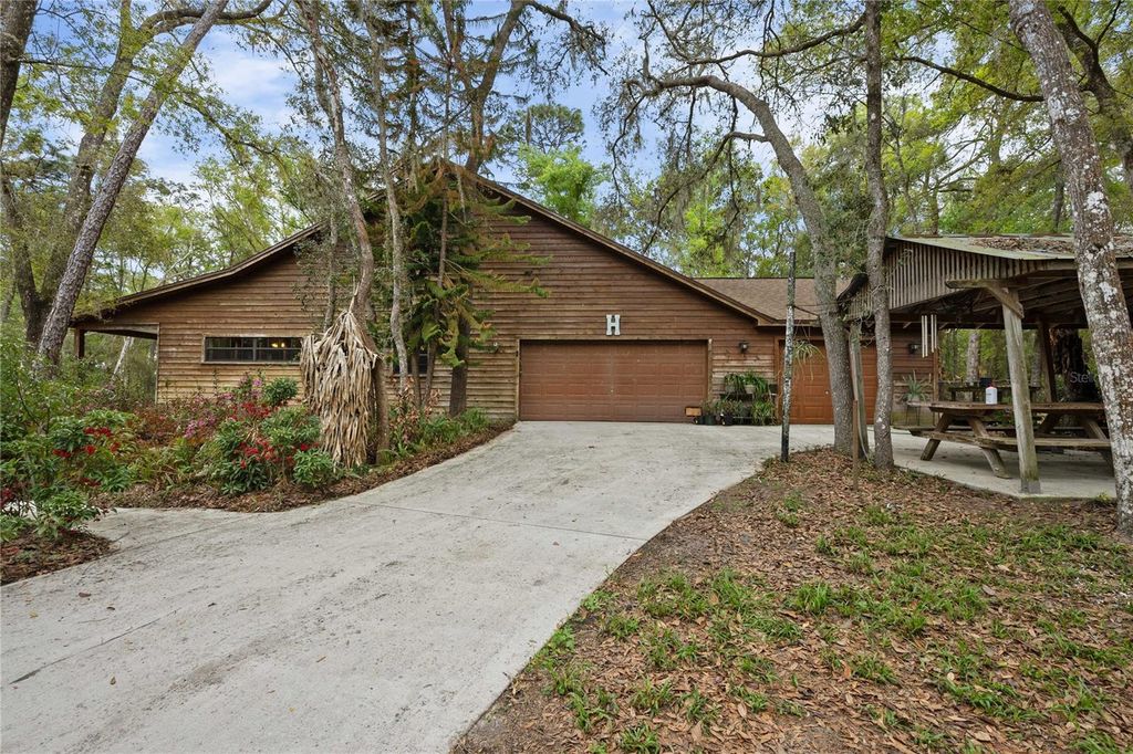 Photo of 17055 Sweetwater Road, Dade City, FL 33523 (MLS # TB8486831)