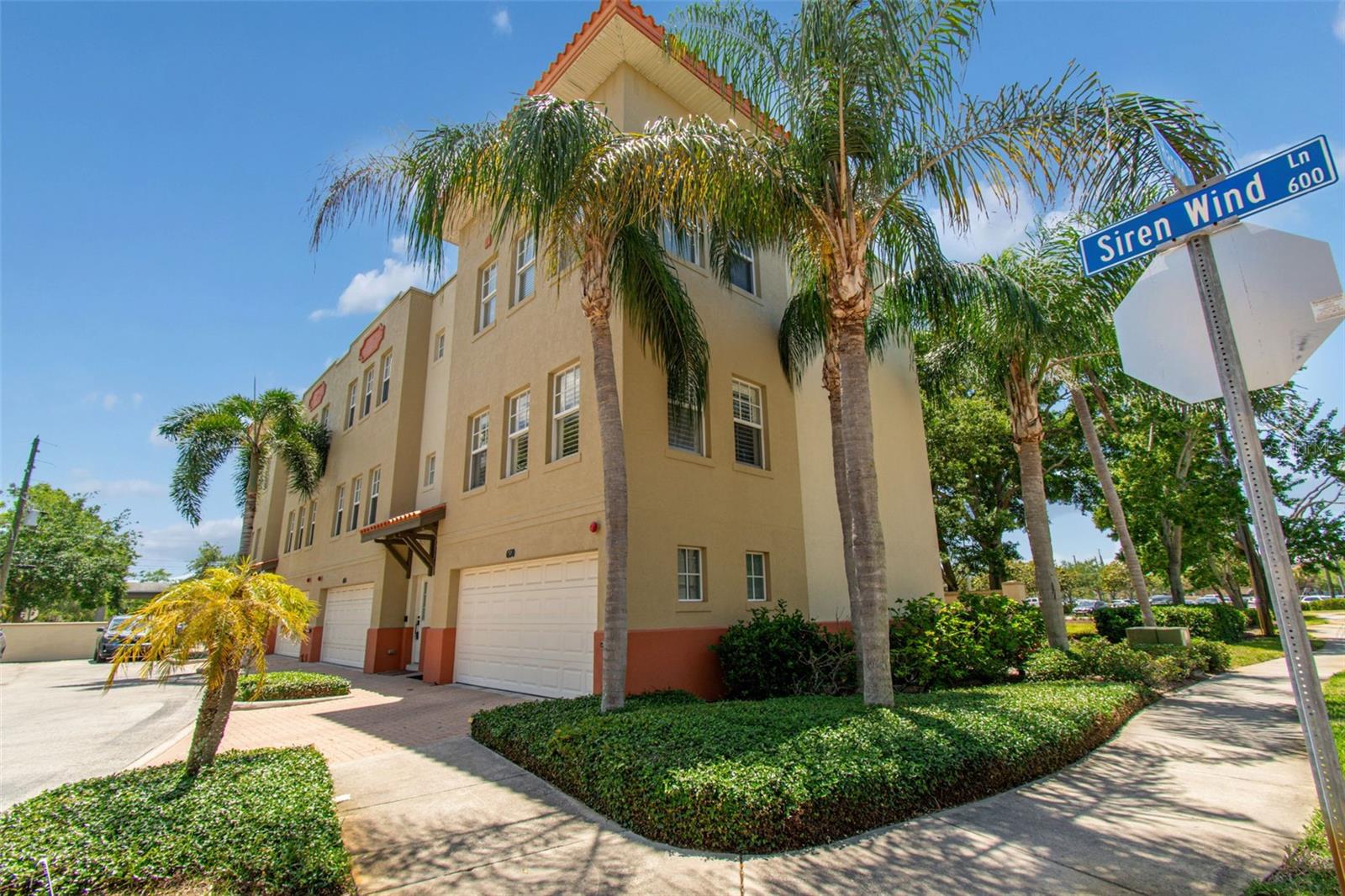 650 SIREN WIND LANE
