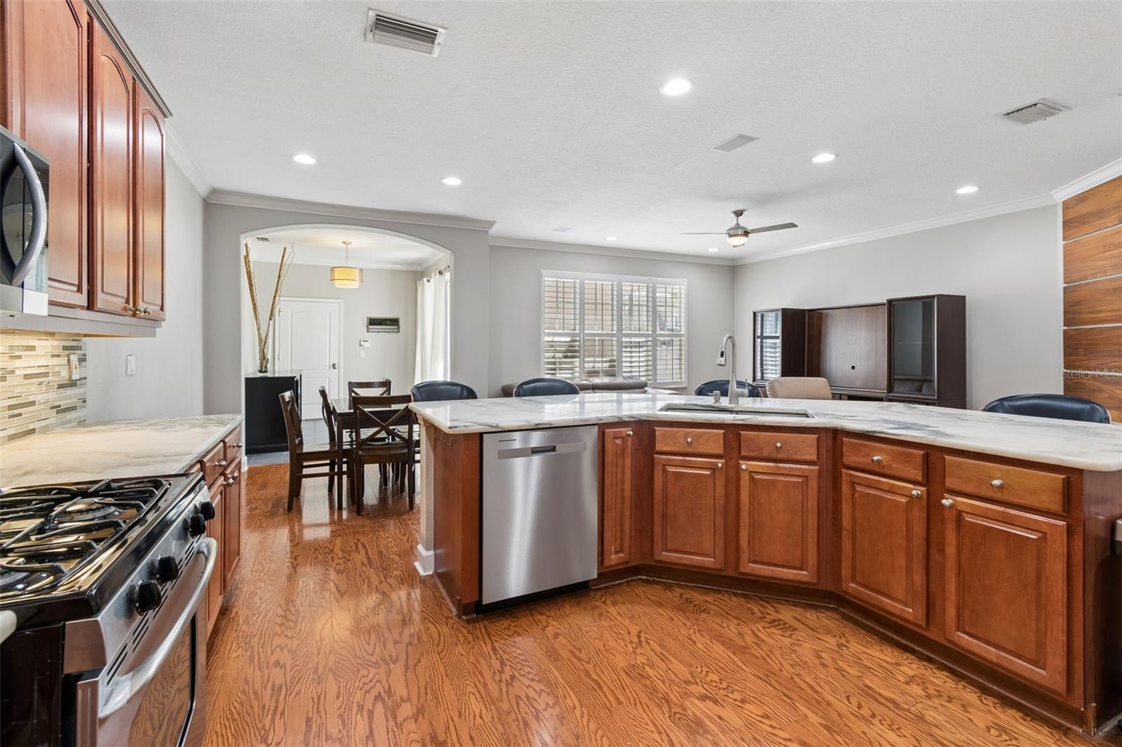 WESTCHASE SEC 324 - Residential